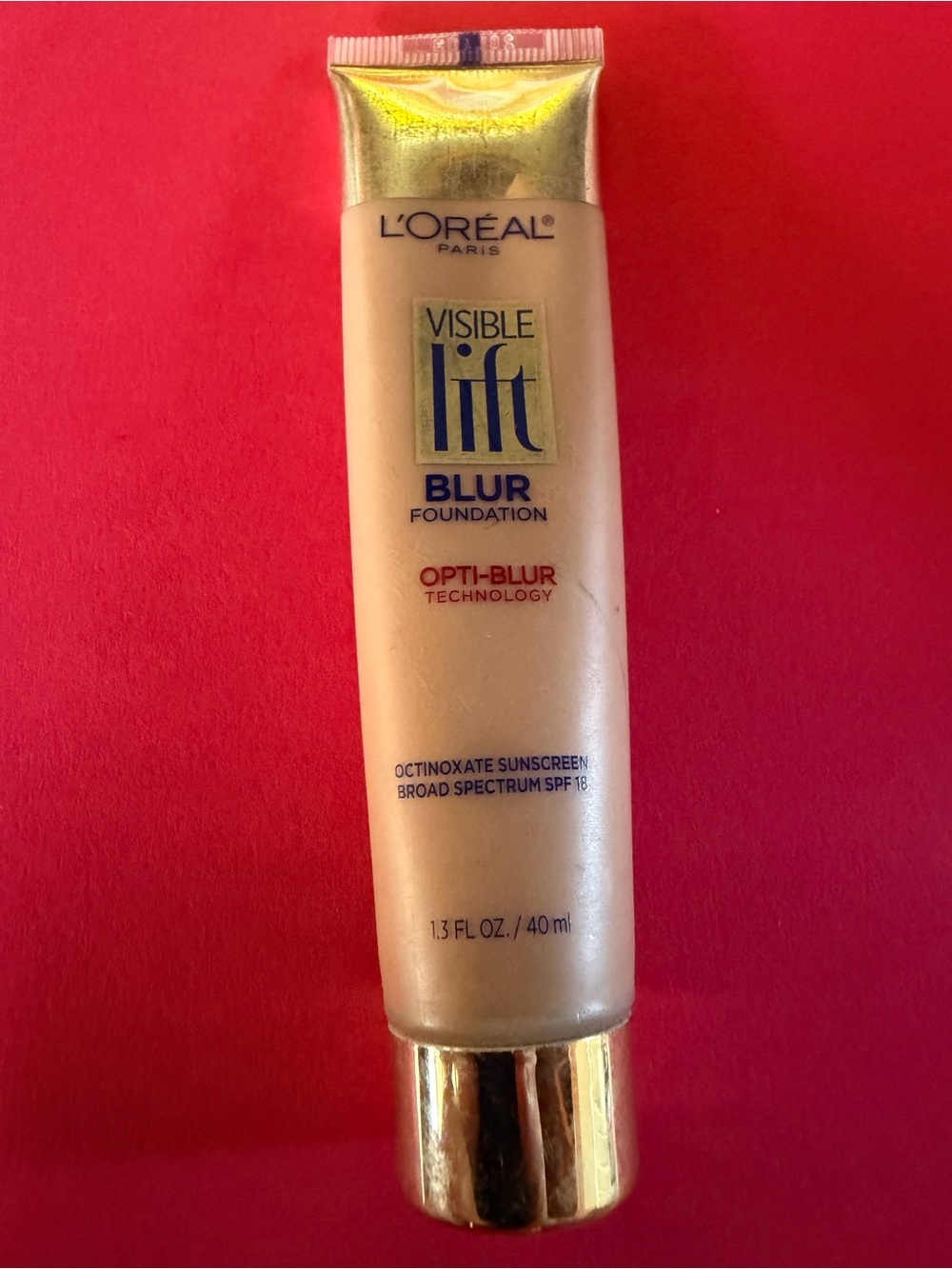 1- L’Oréal Visible Lift Blur Foundation SPF 18 Sunscreen 207 BUFF BEIGE (SEALED)